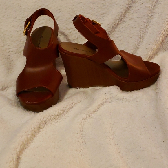 Wedges - Picture 3 of 4